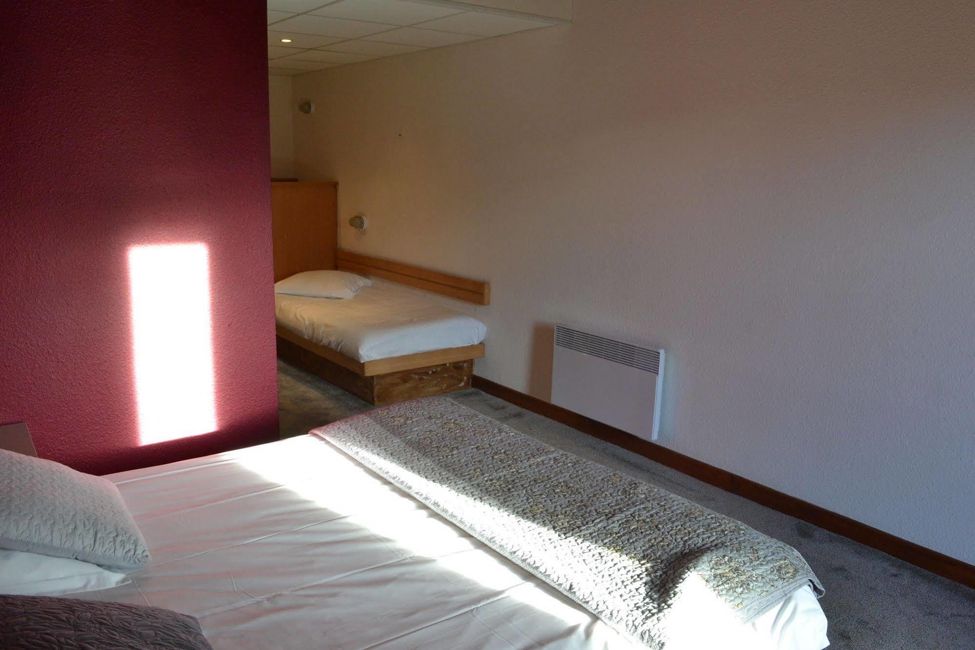 Hotel Du Golf Roanne Kültér fotó