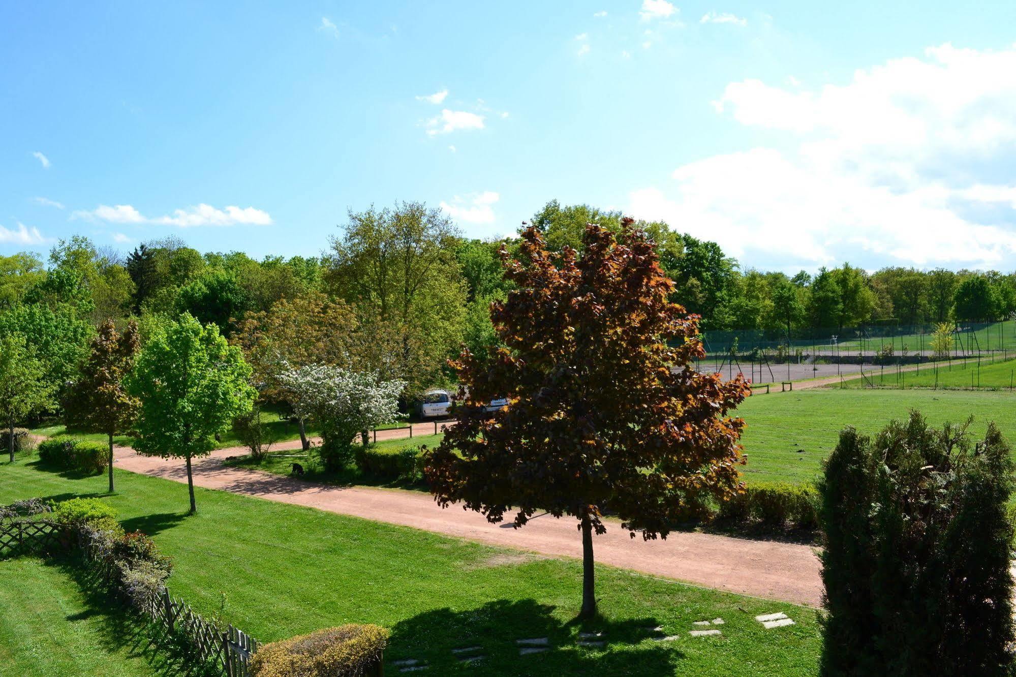 Hotel Du Golf Roanne Kültér fotó